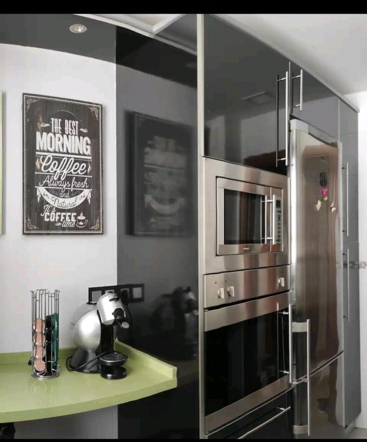 Habitacion Doble Con Aseo Compartido Coria del Río エクステリア 写真